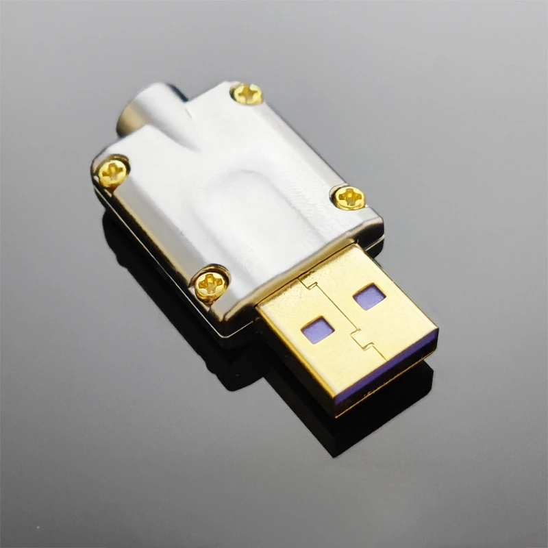 USB Mashkull Strehimit të Gjitha Metalike Me lyera me Ar Vida të Përshtatshme Për të Dhënash Dhe të Shpejtë Ngarkimit Kabllo . ' - ' . 1